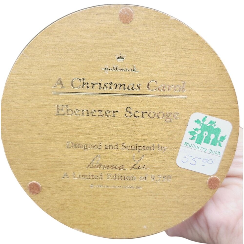 Hallmark Ebenezer Scrooge Limited Edition Figurine By Donna Lee In Original Box - Picture 7 of 13